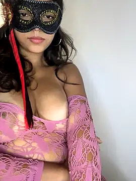 Snapshot of Fatiel1256 chatting on 10/12/25, 08:30 Fatiel1256 online show from 10/12/25, 08:30