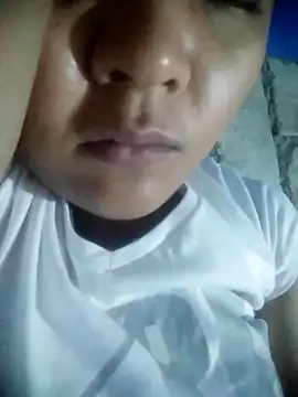 Sexy-Mama25 online show from 10/28/25, 03:47