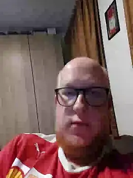 Snapshot of geilerd122 chatting on 09/23/25, 09:18 geilerd122 online show from 09/23/25, 09:18