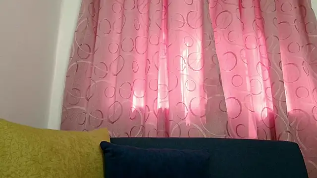 Snapshot of TifanyQueen_ chatting on 09/16/25, 01:56 TifanyQueen online show from 09/16/25, 01:56