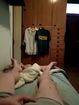 Empi19cm online show from 09/16/25, 05:08