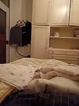 Empi19cm online show from 04/16/26, 01:06