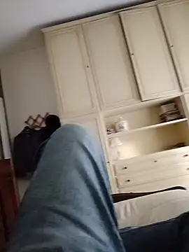 Empi19cm online show from 04/21/26, 05:28