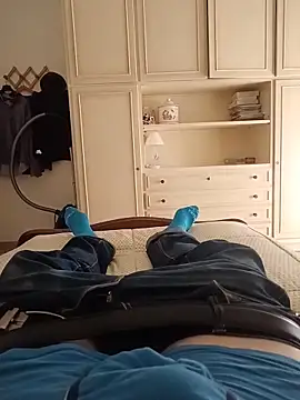 Empi19cm online show from 04/23/26, 04:20