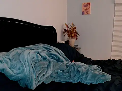 IvyPaige online show from 10/03/25, 02:08