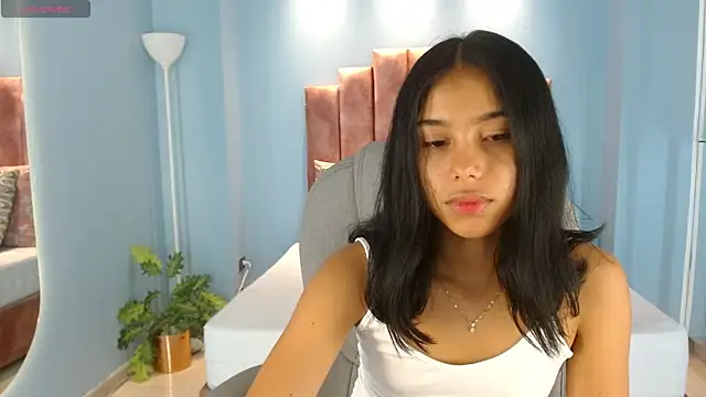 Milaa Star  online show from 03/14/26, 03:56