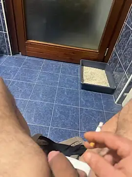 maialexte online show from 02/19/26, 04:52