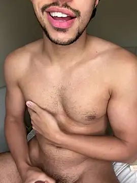 Snapshot of ravisex2 chatting on 02/03/26, 04:43 ravisex2 online show from 02/03/26, 04:43