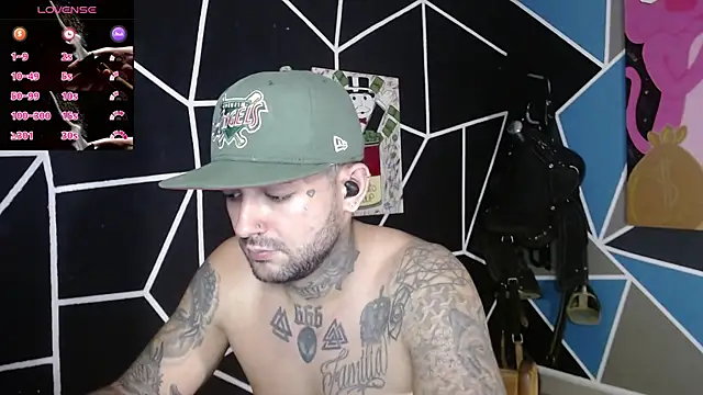 nicolastorres99 online show from 10/24/25, 02:52