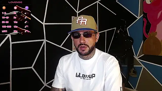 nicolastorres99 online show from 11/24/25, 01:49