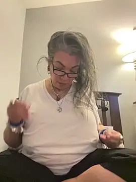 Snapshot of dieseldame1313 chatting on 01/22/25, 07:25 dieseldame1313 online show from 01/22/25, 07:25