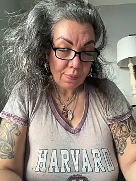 Snapshot of dieseldame1313 chatting on 02/12/25, 10:26 dieseldame1313 online show from 02/12/25, 10:26