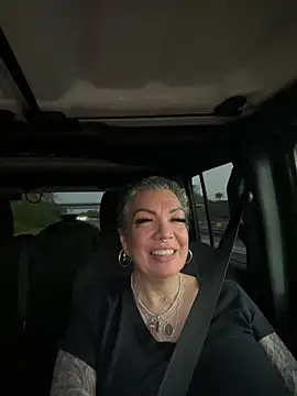 Snapshot of dieseldame1313 chatting on 02/14/25, 11:53 dieseldame1313 online show from 02/14/25, 11:53