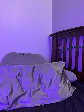 Snapshot of dieseldame1313 chatting on 09/28/25, 06:30 dieseldame1313 online show from 09/28/25, 06:30