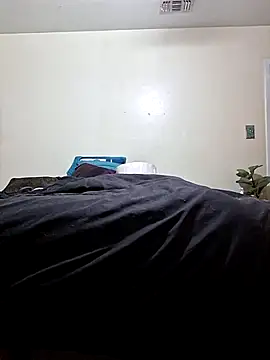 Snapshot of anthonyspires8227h5 chatting on 02/27/26, 04:01 anthonyspires8227h5 online show from 02/27/26, 04:01