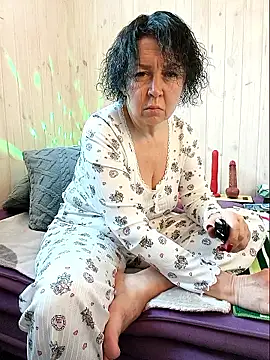 Snapshot of LitisiaLove4551 chatting on 01/14/26, 07:25 LitisiaLove4551 online show from 01/14/26, 07:25