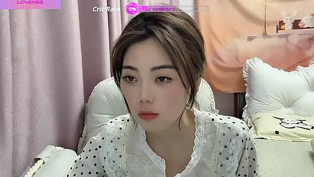 Snapshot of bao-bao- chatting on 04/11/26, 12:42 bao-bao- online show from 04/11/26, 12:42