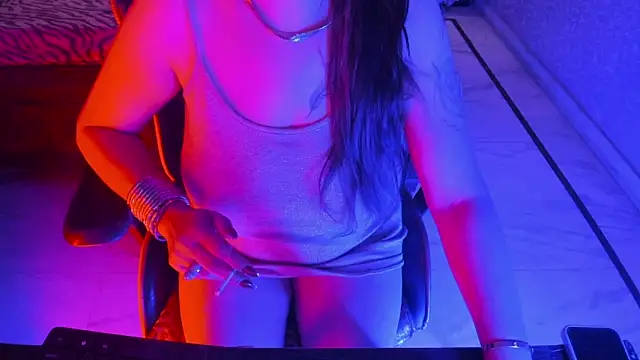 ShylaGill online show from 11/11/25, 09:59