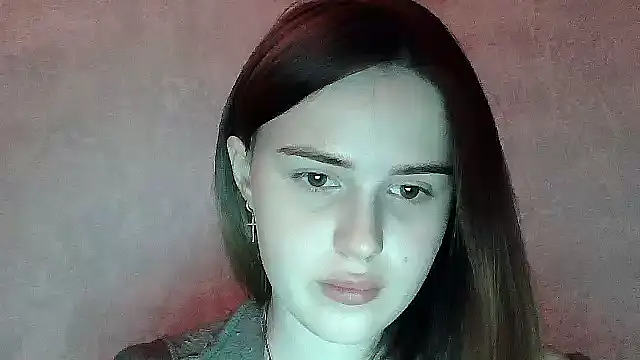 SweetLoraa online show from 11/17/25, 04:13