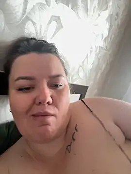 Snapshot of SunnyLeila2101 chatting on 09/16/25, 08:26 SunnyLeila2101 online show from 09/16/25, 08:26