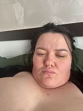 Snapshot of SunnyLeila2101 chatting on 11/03/25, 09:54 SunnyLeila2101 online show from 11/03/25, 09:54