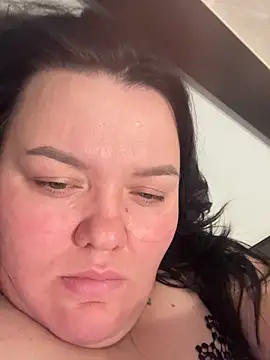 Snapshot of SunnyLeila2101 chatting on 12/01/25, 08:25 SunnyLeila2101 online show from 12/01/25, 08:25