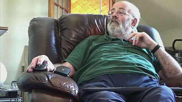 janzer13 online show from 11/01/25, 02:08