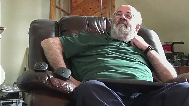 janzer13 online show from 11/22/25, 01:54