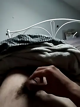 Snapshot of tip_hard_cock chatting on 11/01/25, 03:03 tip hard cock online show from 11/01/25, 03:03