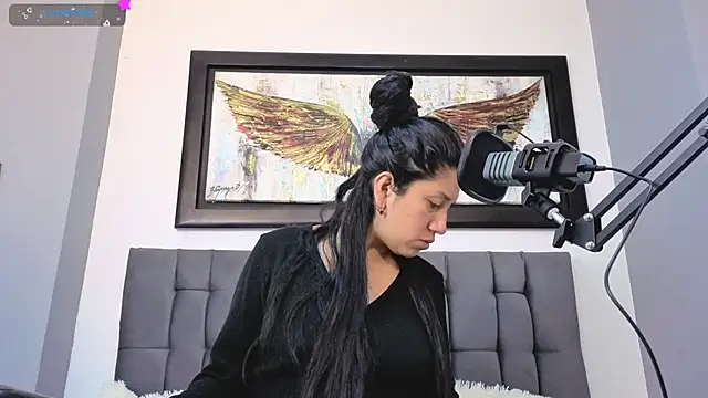 Snapshot of MihaCarther chatting on 10/01/25, 12:22 MihaCarther online show from 10/01/25, 12:22