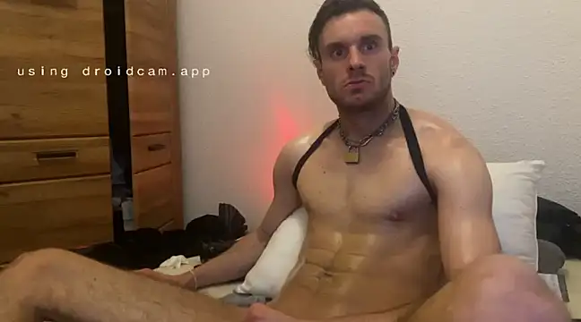 Snapshot of sexbooy27 chatting on 03/10/25, 12:51 sexbooy27 online show from 03/10/25, 12:51