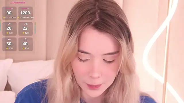 Nesolla online show from 03/03/26, 08:15