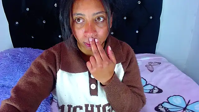 Gabi Jhons 23 online show from 12/15/25, 10:30