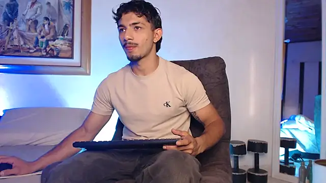 ArturoCardona  online show from 04/23/26, 12:29