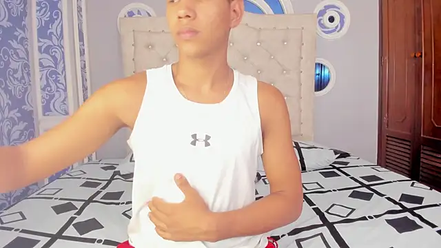 KingStark  online show from 12/14/25, 04:40