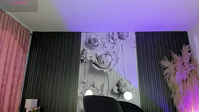 MichellePreston online show from 04/23/26, 12:04