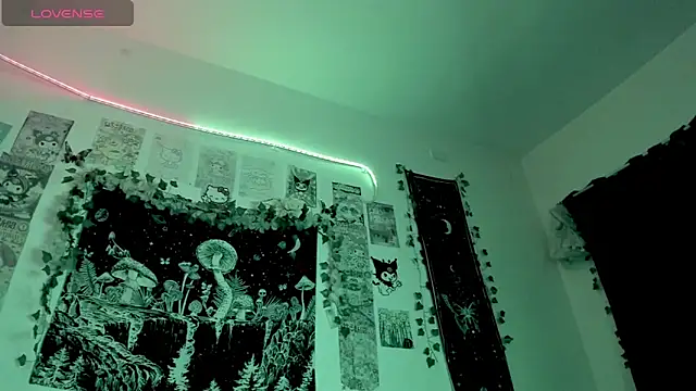 GothKitten666 online show from 02/26/26, 01:04