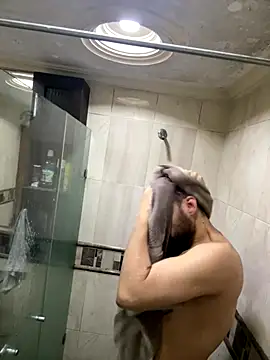   Damian    online show from 10/02/25, 11:34