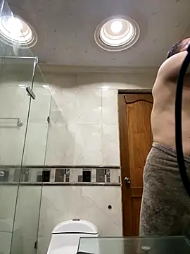   Damian    online show from 10/04/25, 09:24