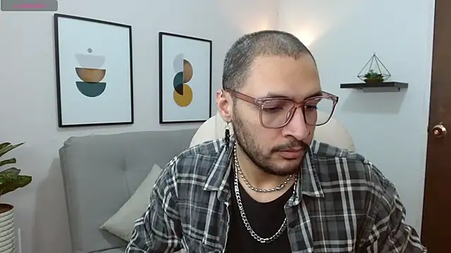   Damian    online show from 11/04/25, 11:26