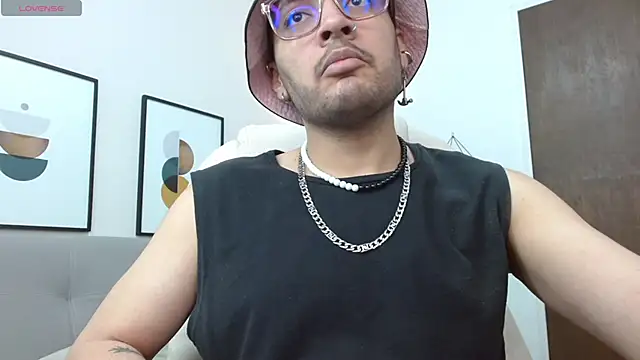   Damian    online show from 11/07/25, 11:27