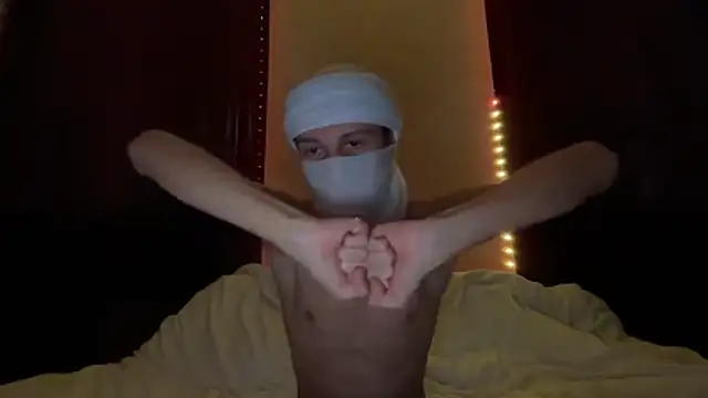 Snapshot of holydirt_luxeno1 chatting on 10/18/25, 01:45 holydirt luxeno1 online show from 10/18/25, 01:45