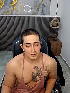 Lancelot 19 online show from 09/18/25, 04:47