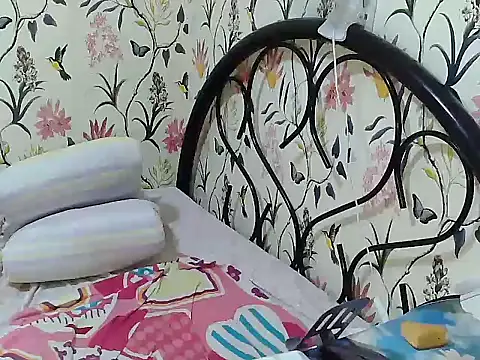 Fantasy Hugetits31 online show from 03/04/26, 06:41