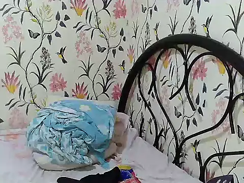 Snapshot of Fantasy_Hugetits31 chatting on 06/15/26, 03:14 Fantasy Hugetits31 online show from 06/15/26, 03:14
