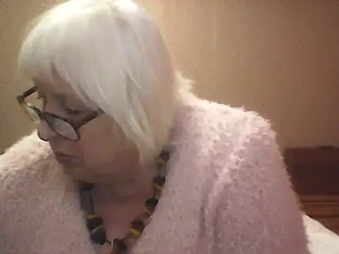 Alexia64231 online show from 09/26/25, 05:17