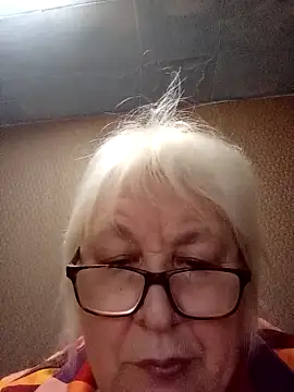 Alexia64231 online show from 11/20/25, 04:01