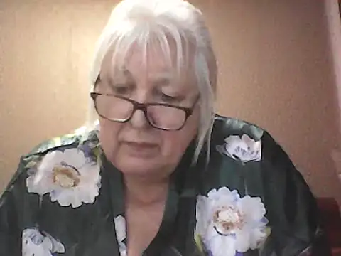 Snapshot of Alexia64231 chatting on 01/07/26, 07:44 Alexia64231 online show from 01/07/26, 07:44