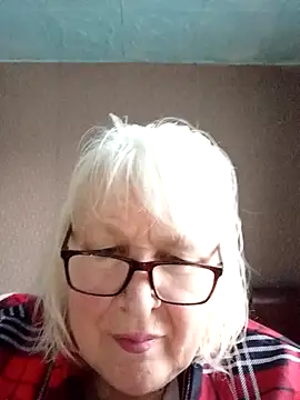 Snapshot of Alexia64231 chatting on 02/05/26, 01:16 Alexia64231 online show from 02/05/26, 01:16