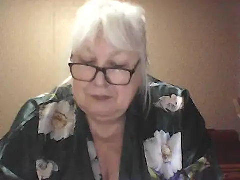 Alexia64231 online show from 04/22/26, 02:58